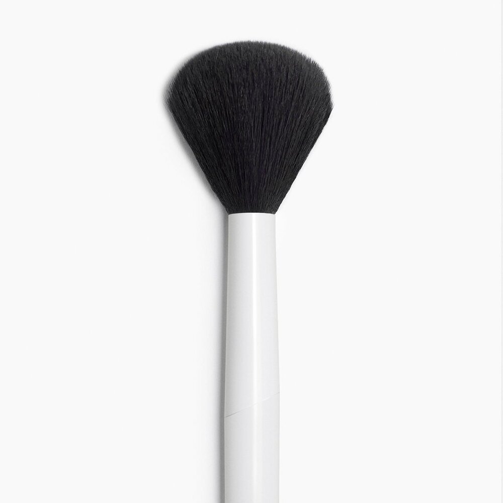 NEW ZARA Large Powder Brush